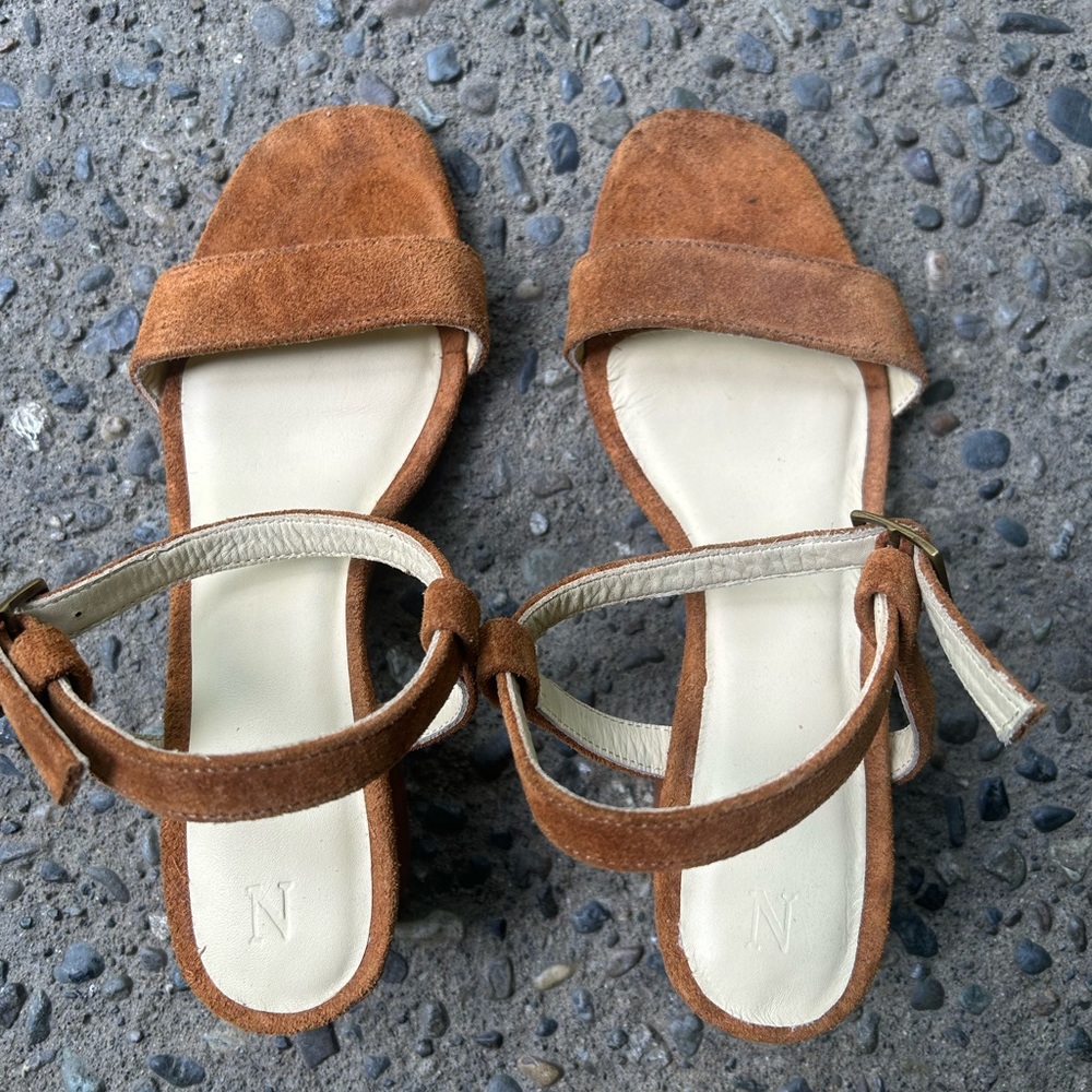 Nisolo block heel sandals 6.5